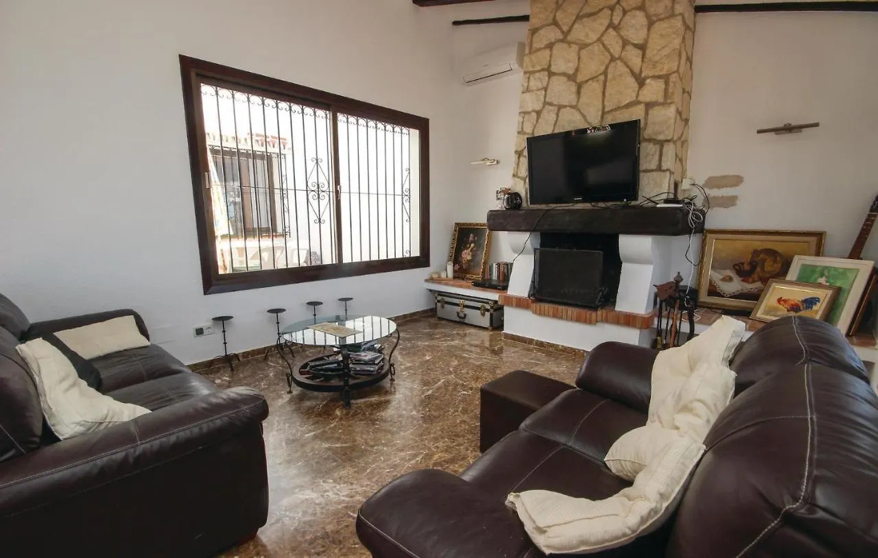 別荘 Nice Home In Las Farolas With Kitchen El Faro スペイン